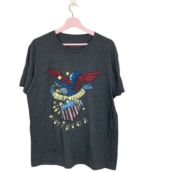 Hard Earned America Patriotic Eagle Americana T-Shirt Xl